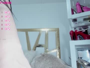 girl cam masturbation with emily_scott55